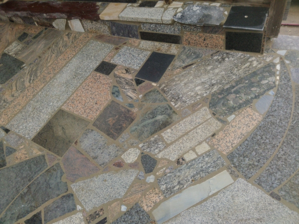 Mosaikplatten-Terrasse